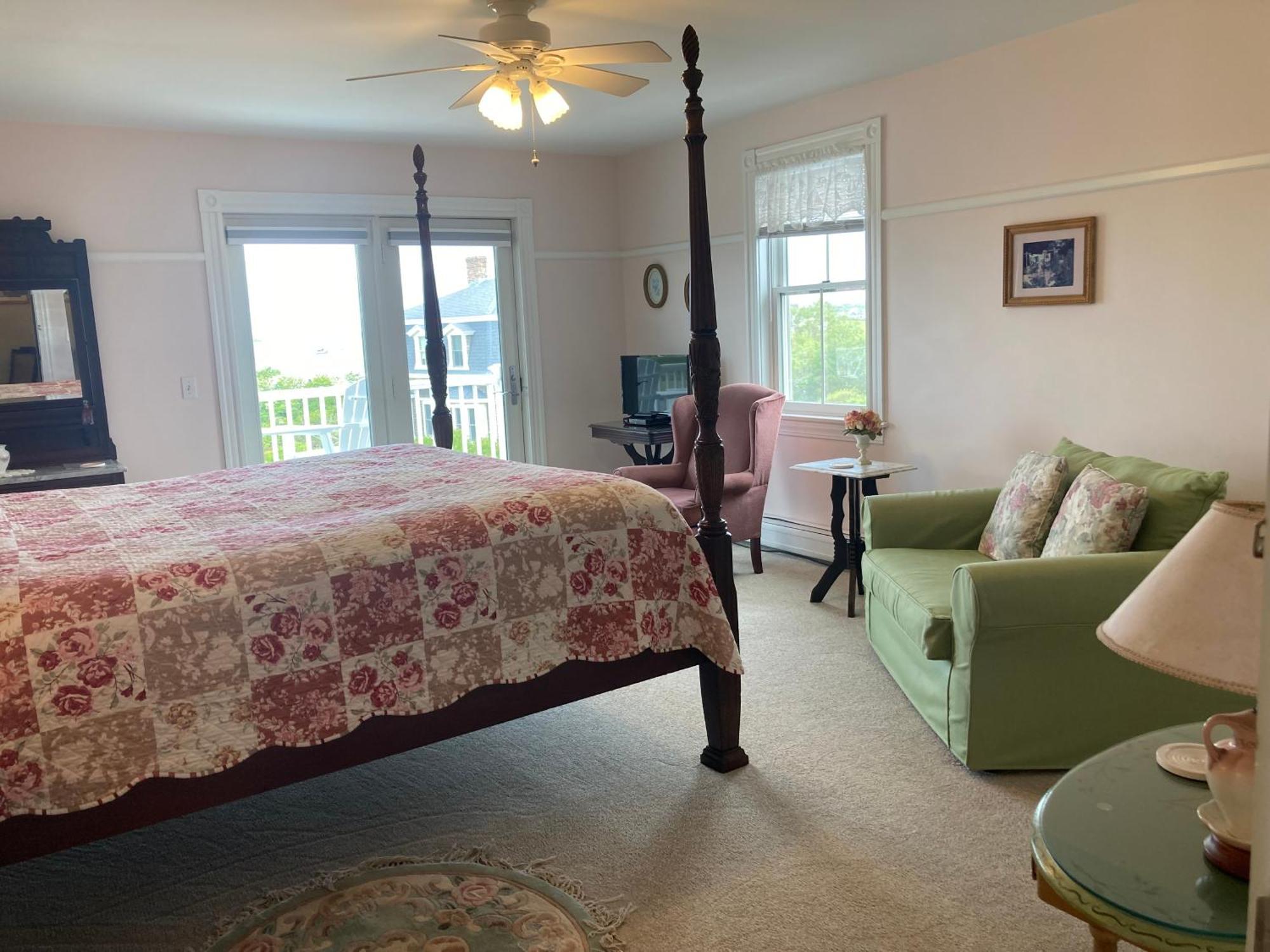 Payne'S Harbor View Inn Ню Шоръм Екстериор снимка