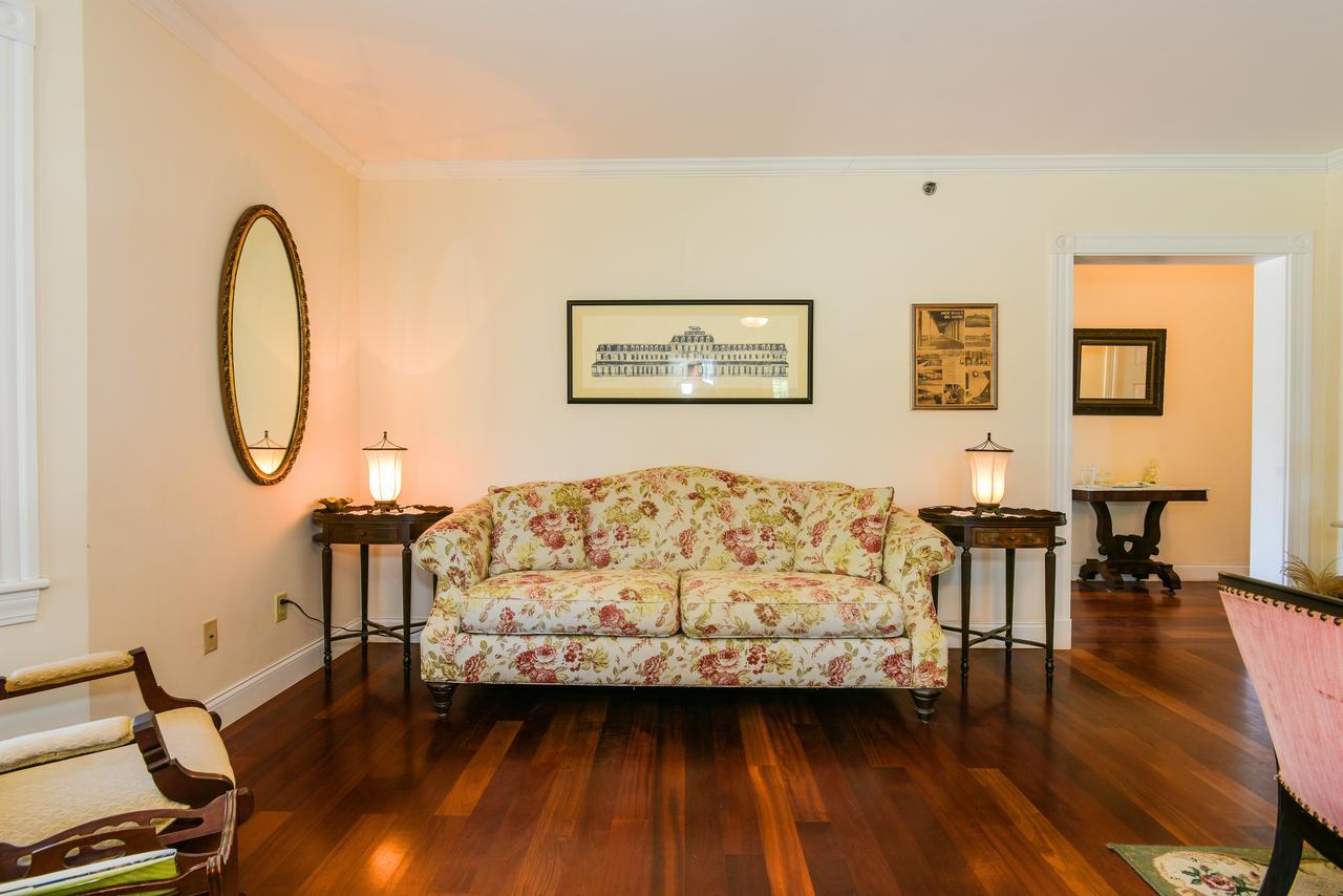 Payne'S Harbor View Inn Ню Шоръм Екстериор снимка