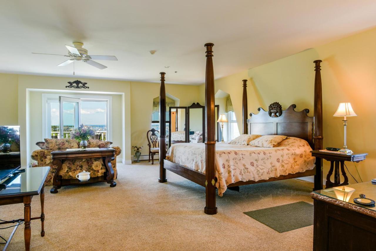 Payne'S Harbor View Inn Ню Шоръм Екстериор снимка